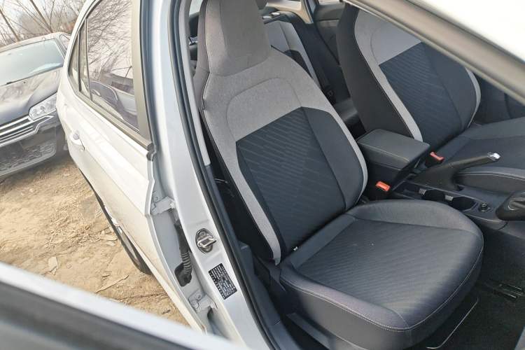 Used Volkswagen Lavida 2023 New Rui 1.5L Automatic New Yi Edition