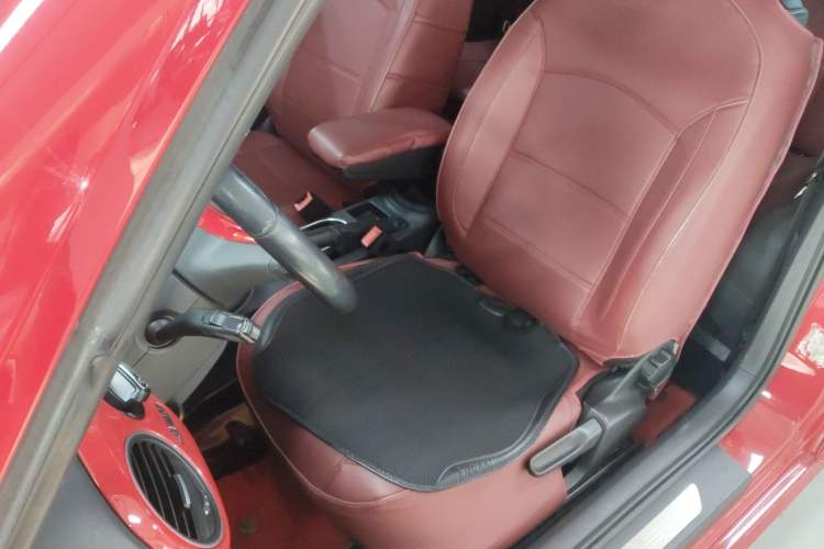 Used Volkswagen Beetle 2014 1.4TSI Fashion Edition
