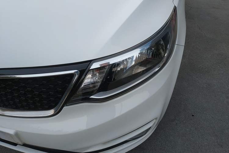 Used Kia K2 2015 Sedan 1.4L Automatic GLS
