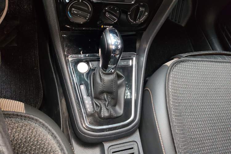 Used Volkswagen C-TREK 2018 1.5L Automatic Comfort Model