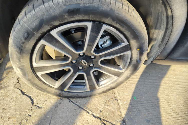 Used Hima AITO M7 2024 1.5T Intelligent Driving Rear-Drive Pro Version 5 Seats
