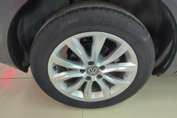 Used Volkswagen T-ROC 2020 230TSI DSG Two-Wheel Drive Advanced Version
