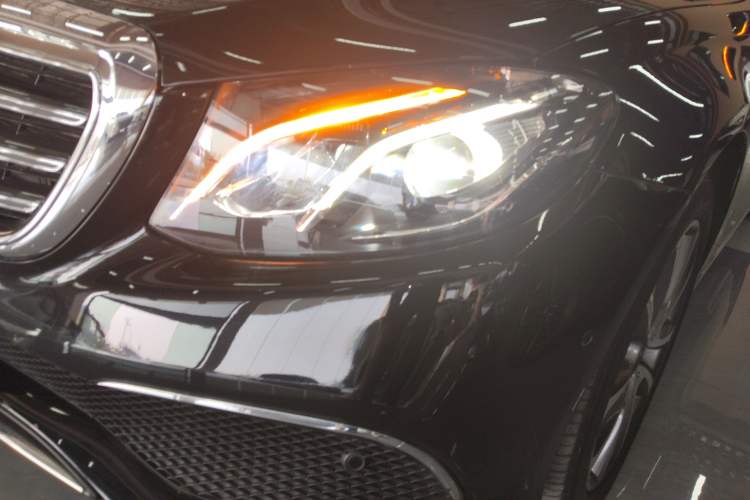 Used Mercedes-Benz E-Class 2020 E 260 L
