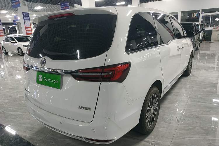 Used Buick GL8 2021 Land Cruiser Executive Class 652T Luxury Model
