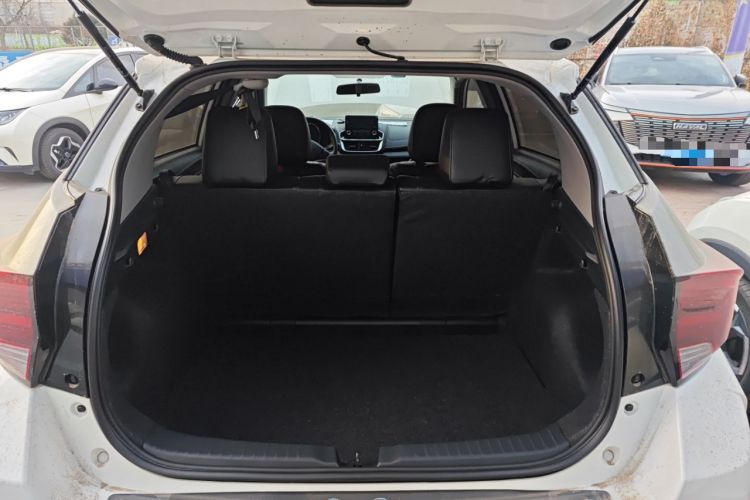 Used Toyota YARiS L 2022 X-Trail 1.5L CVT Luxury PLUS Edition