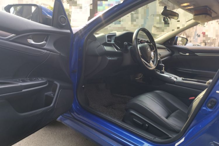 Used Honda Civic 2016 220TURBO CVT Prestige Edition
