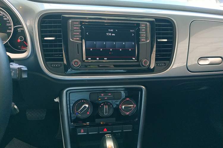 Used Volkswagen Beetle 2018 180TSI Yile Model
