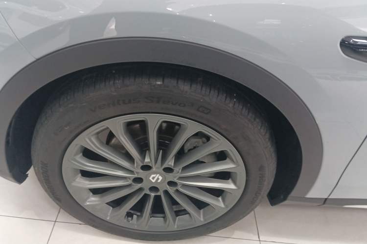 Used Leapmotor C11 2024 All-Electric 580 Luxury Edition
