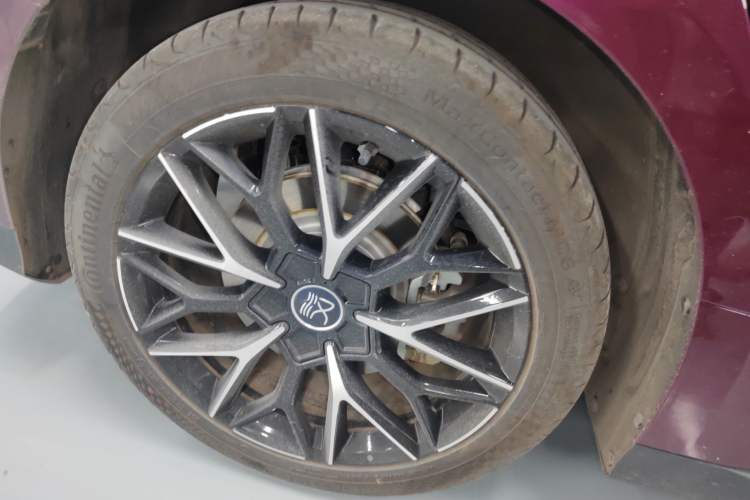 Used BYD Han 2025 DM-i Smart Drive 125KM Prestige Model
