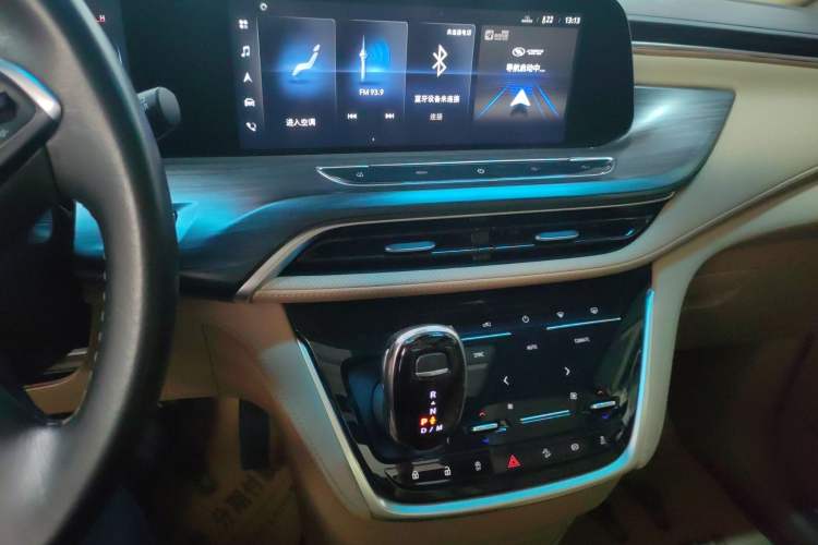 Used Buick GL8 2020 ES Land Cruiser 653T Flagship Model
