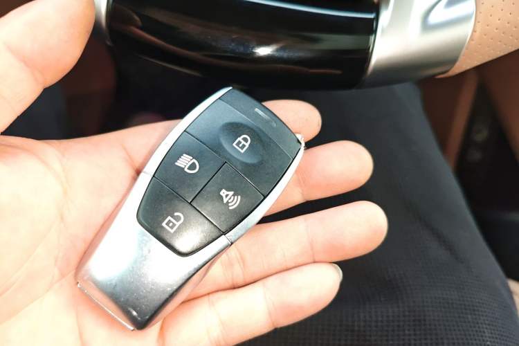 Used  BJ60 Leiting 2024 Magic Electric Drive Advanced Version 7 Seats
