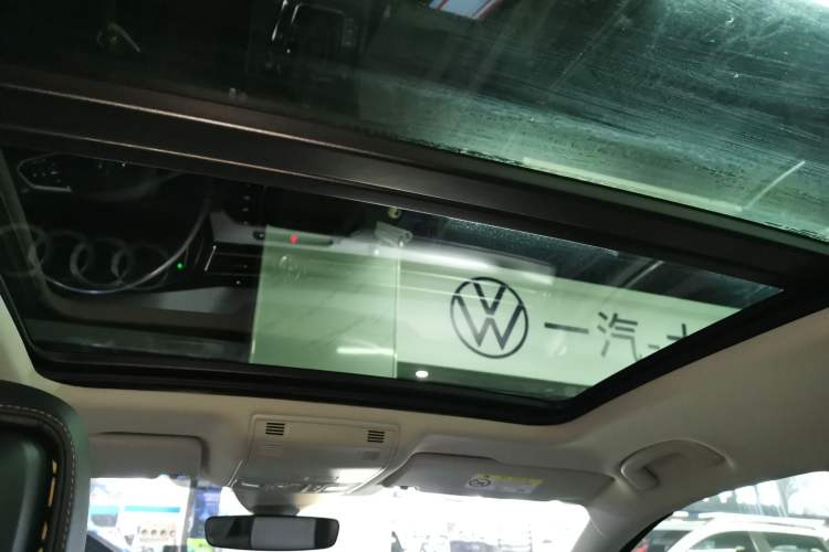 Used Volkswagen Magotan 2023 2 Million Units Commemorative Edition 330TSI DSG Luxury Version
