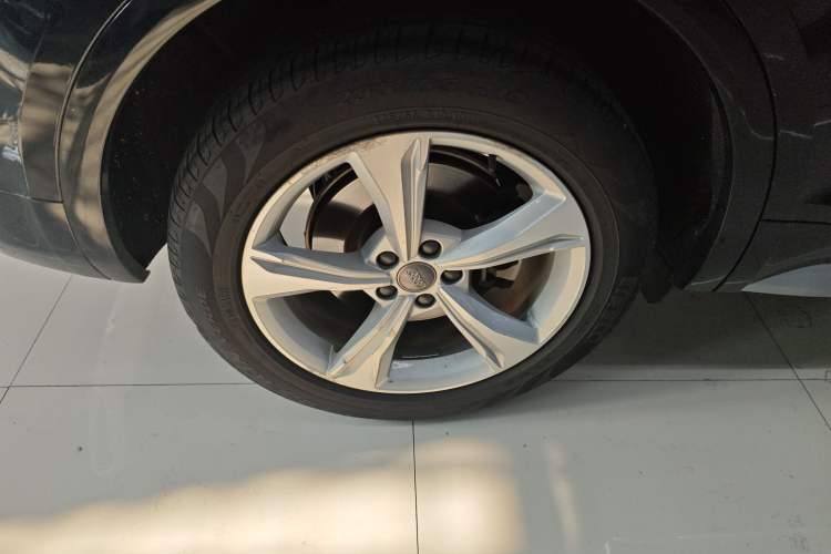 Used Audi Q5L 2018 40 TFSI Prestige Edition China VI Emission Standard
