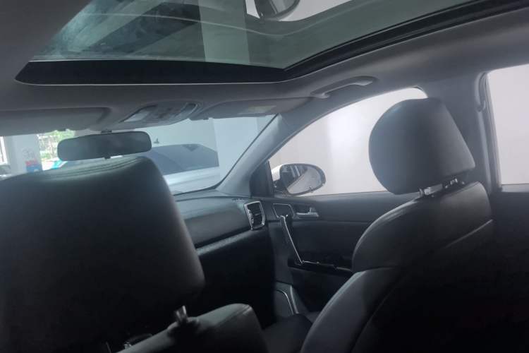 Used Kia KX5 2016 1.6T Automatic Two-Wheel Drive DLX
