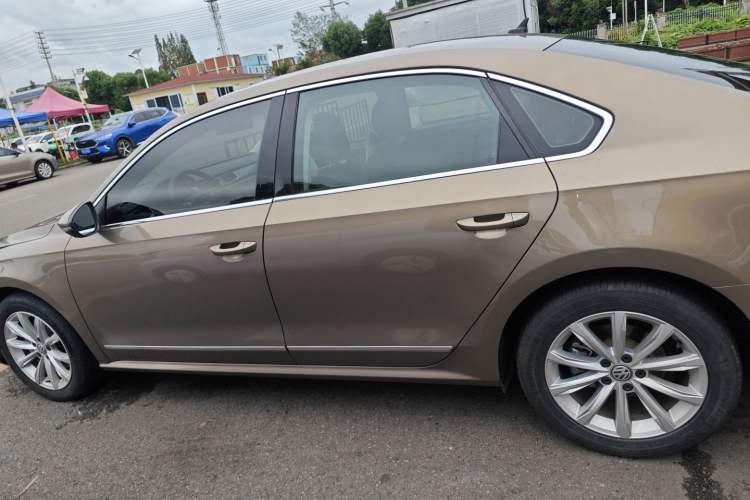 Used Volkswagen Passat 2017 330TSI DSG Luxury Edition
