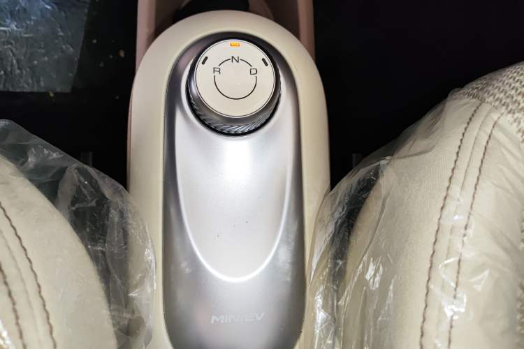 Used Wuling Hongguang MINIEV 2025 Four-Door Version Advanced Edition