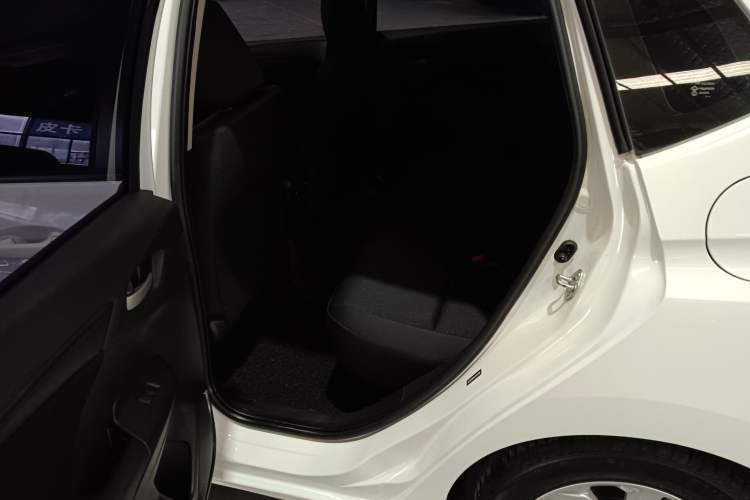 Used Honda Fit 2018 1.5L CVT Comfort Sunroof Version