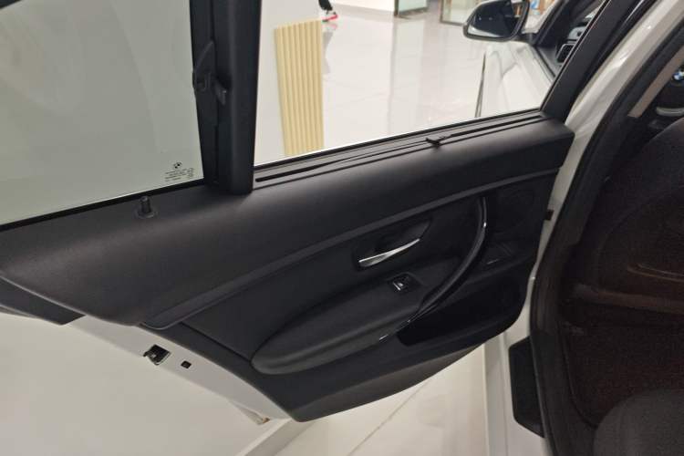 Used BMW 3 Series 2017 320Li Fashion Model