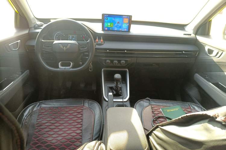 Used Wuling Alvez 2022 1.5L Manual Free-Style Model