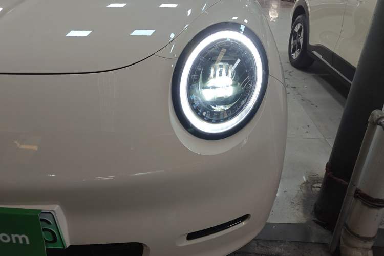 Used  3 2023 505km Pro
