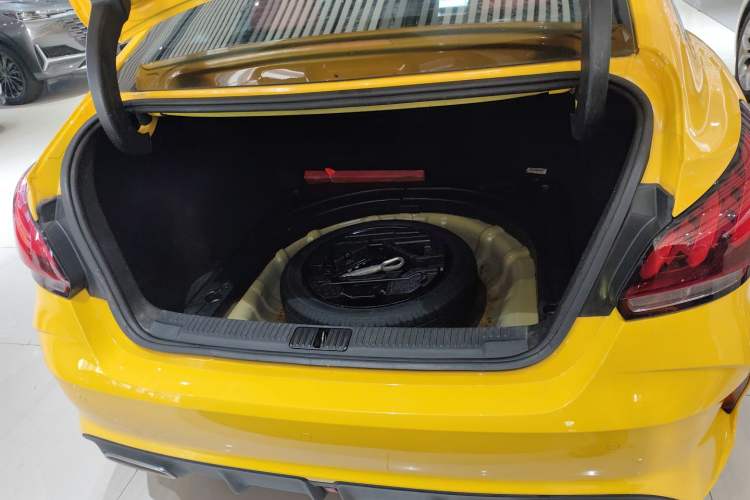 Used MG 5 2021 300TGI DCT Elegant Luxury Edition
