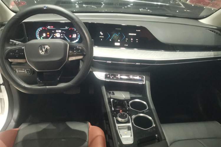 Used Changan Eado 2023 Changan Edition PLUS Blue Whale NE 1.4T GDI DCT Prestige Version