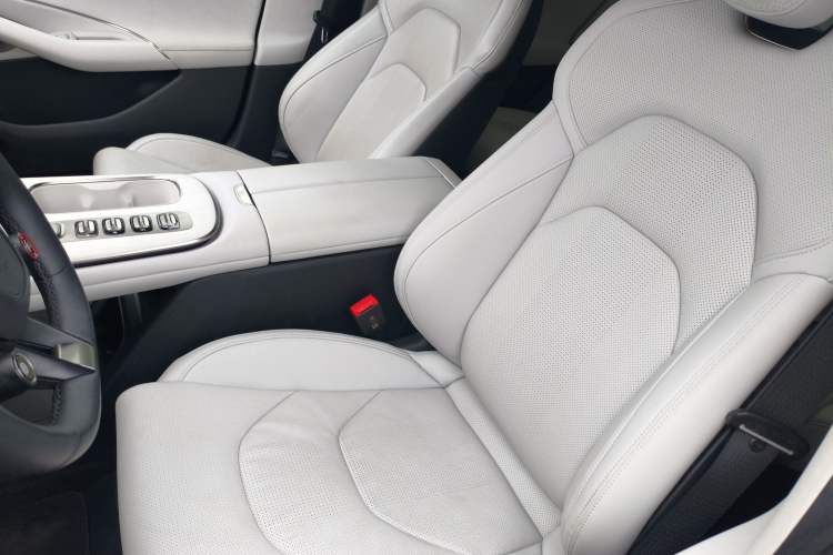 Used  SU7 2024 Four-Wheel Drive Ultra-Long Range Advanced Intelligent Driving Max Edition