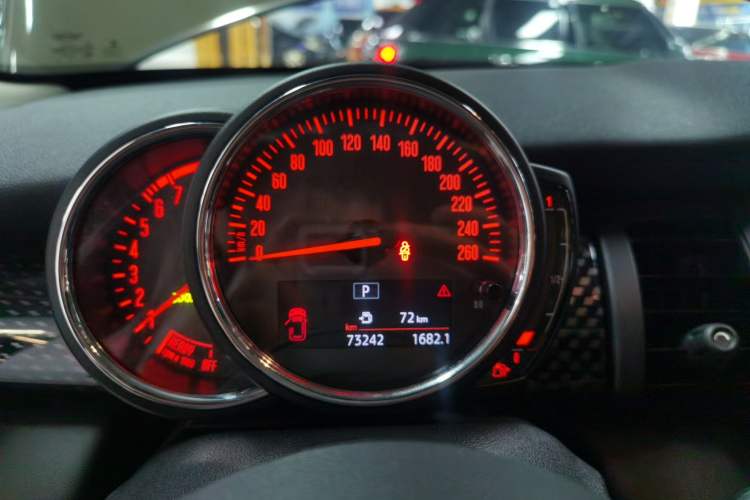 Used  MINI 2019 2.0T COOPER S Classic Edition