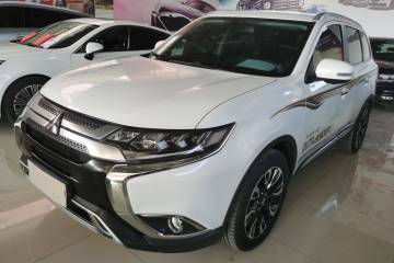 Used Mitsubishi Outlander 2019 2.4L 4x4 Zhi Xiang Edition 7 Seats China VI Standard
