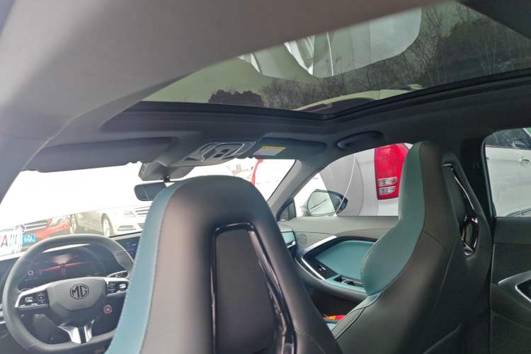 Used MG 7 2023 2.0T Automatic Trophy+ Ignition Glory Edition