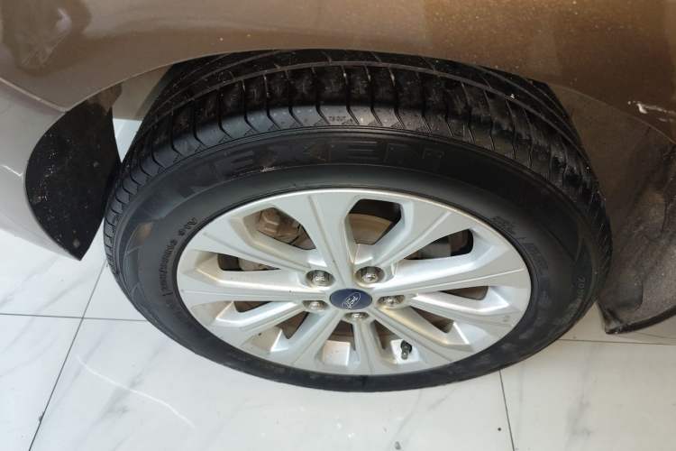 Used Ford Escort 2017 Happiness Edition 1.5L Automatic Fashion Version
