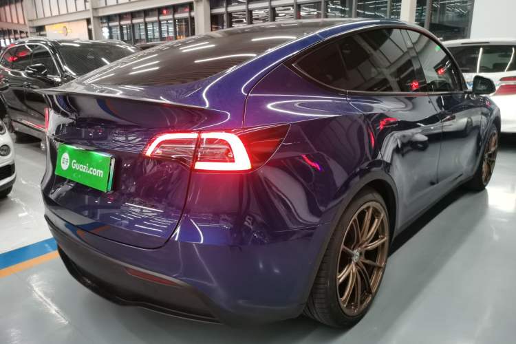 Used Tesla Model Y 2022 Performance High-Performance All-Wheel-Drive Version
