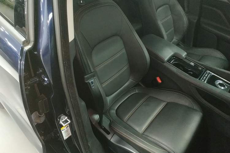 Used Jaguar F-PACE 2018 2.0T Four-Wheel Drive Urban Luxury Edition
