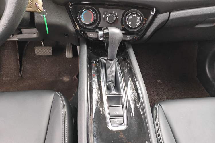 Used Honda Vezel 2017 1.5L CVT 2WD Comfort Model