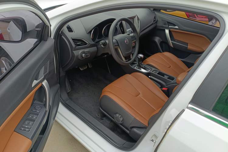 Used MG GT 2016 1.5L Automatic Value-Added Luxury Edition