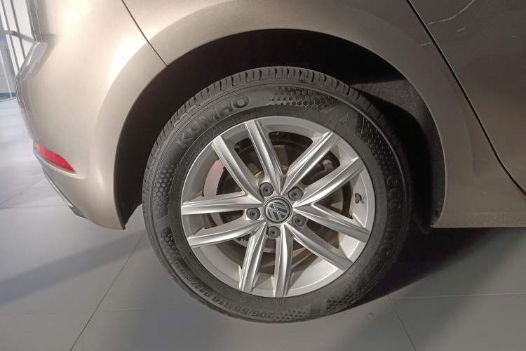 Used Volkswagen Golf 2019 280TSI DSG Comfort Version China VI Standard
