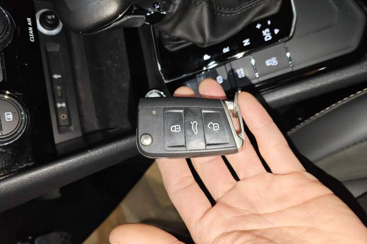 Used Volkswagen Tiguan L 2018 380TSI Automatic All-Wheel Drive Luxury Edition