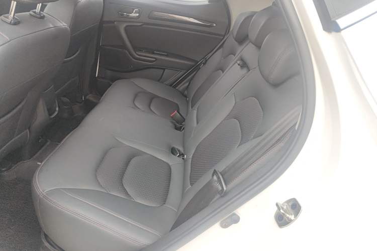 Used  Refine S3 2017 1.6L CVT Luxury Smart Model
