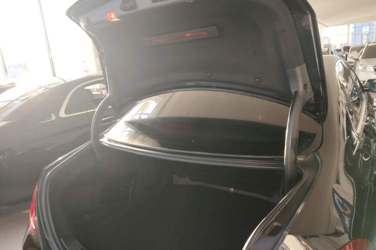 Used Mercedes-Benz E-Class 2017 E 200 L 4MATIC
