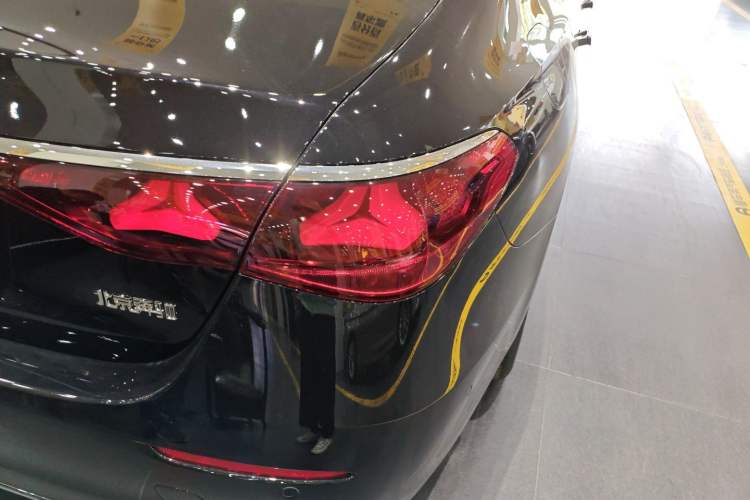 Used Mercedes-Benz E-Class 2025 Facelift E 300 L Luxury Edition
