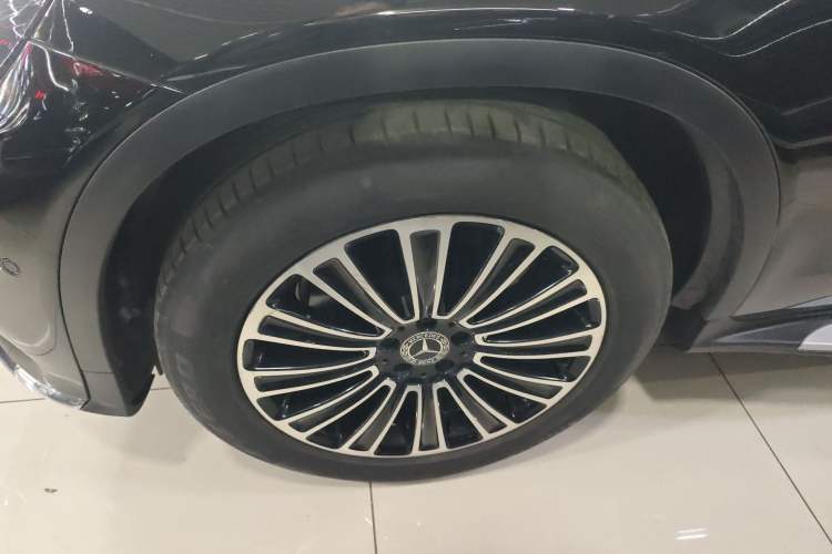 Used Mercedes-Benz GLC 2019 GLC 260 L 4MATIC Dynamic Model
