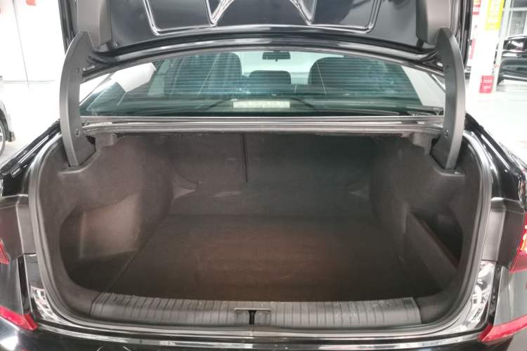 Used Volkswagen Passat 2019 380TSI Luxury Edition China VI Standard
