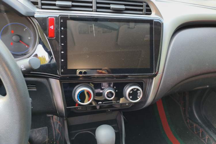 Used Honda City 2015 1.5L CVT Luxury Edition
