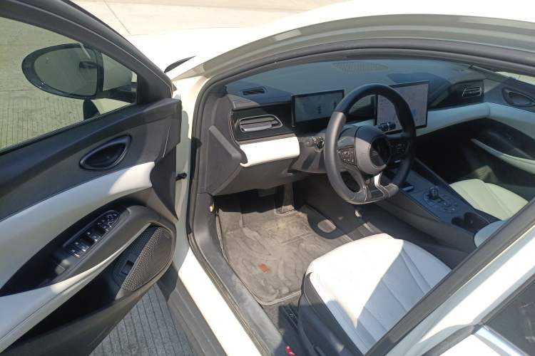 Used BYD Seal 06 New Energy 2025 DM-i Smart Drive 120KM Deluxe Model