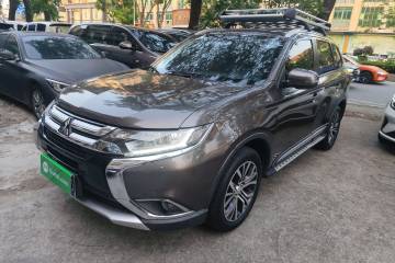 Used Mitsubishi Outlander 2018 2.0L Two-Wheel-Drive Jiale Edition 7-Seater