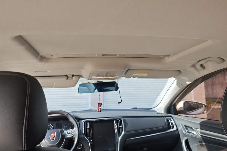 Used Roewe i6 2019 PLUS 1.6L CVT 4G Connected Flagship Deluxe Edition
