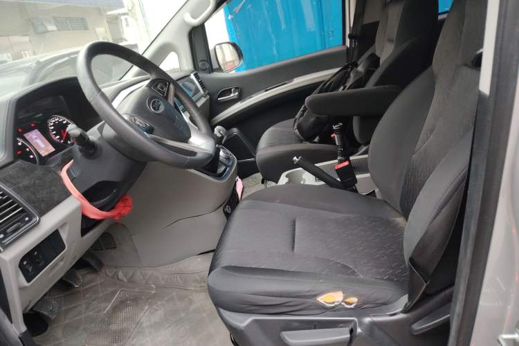 Used  M4 2016 2.0L manual luxury edition
