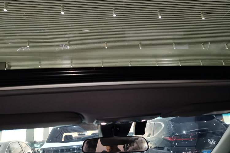 Used Toyota Avalon 2023 Dual-Engine 2.5L Luxury Edition