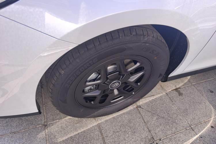 Used BYD Qin PLUS 2025 DM-i Smart Drive 55KM Leading Model
