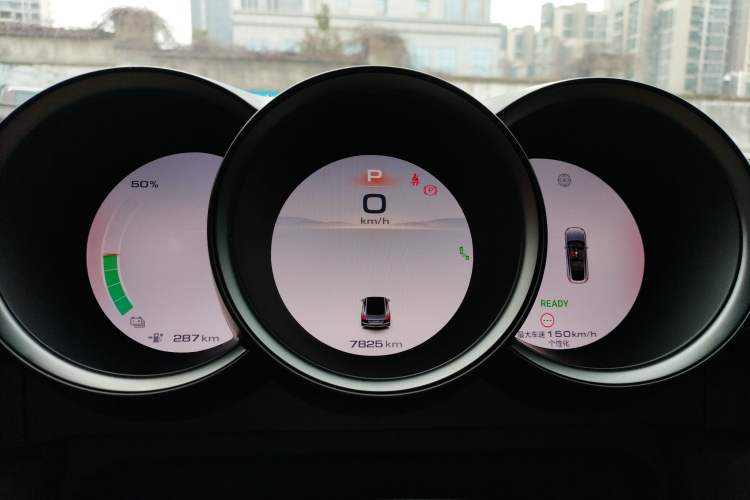 Used ORA Lightning Cat 2024 Dark Night Edition 555km Prestige Version